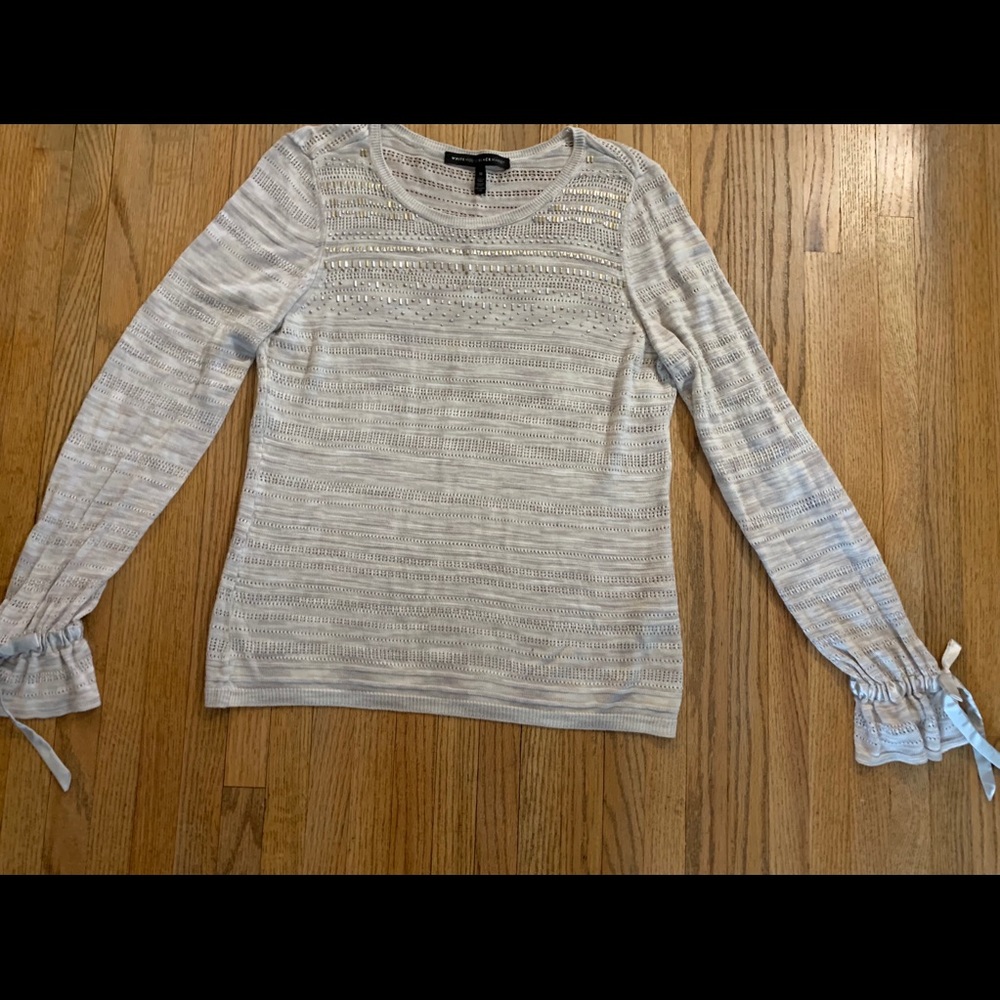 White House Black Market gray sweater-medium